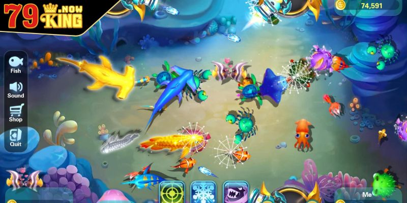 Sở hữu nhiều loại súng và vật phẩm 